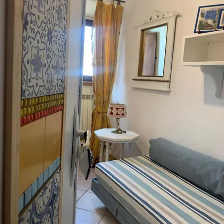 Apartment I Colori Nel Castello Capranica