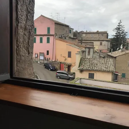 Apartment I Colori Nel Castello Capranica