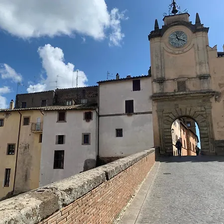 Apartment I Colori Nel Castello Capranica