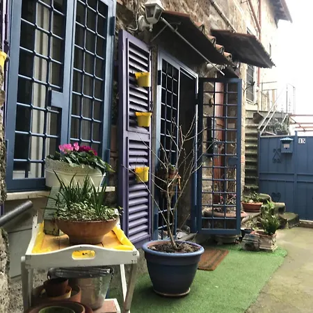 Apartment I Colori Nel Castello